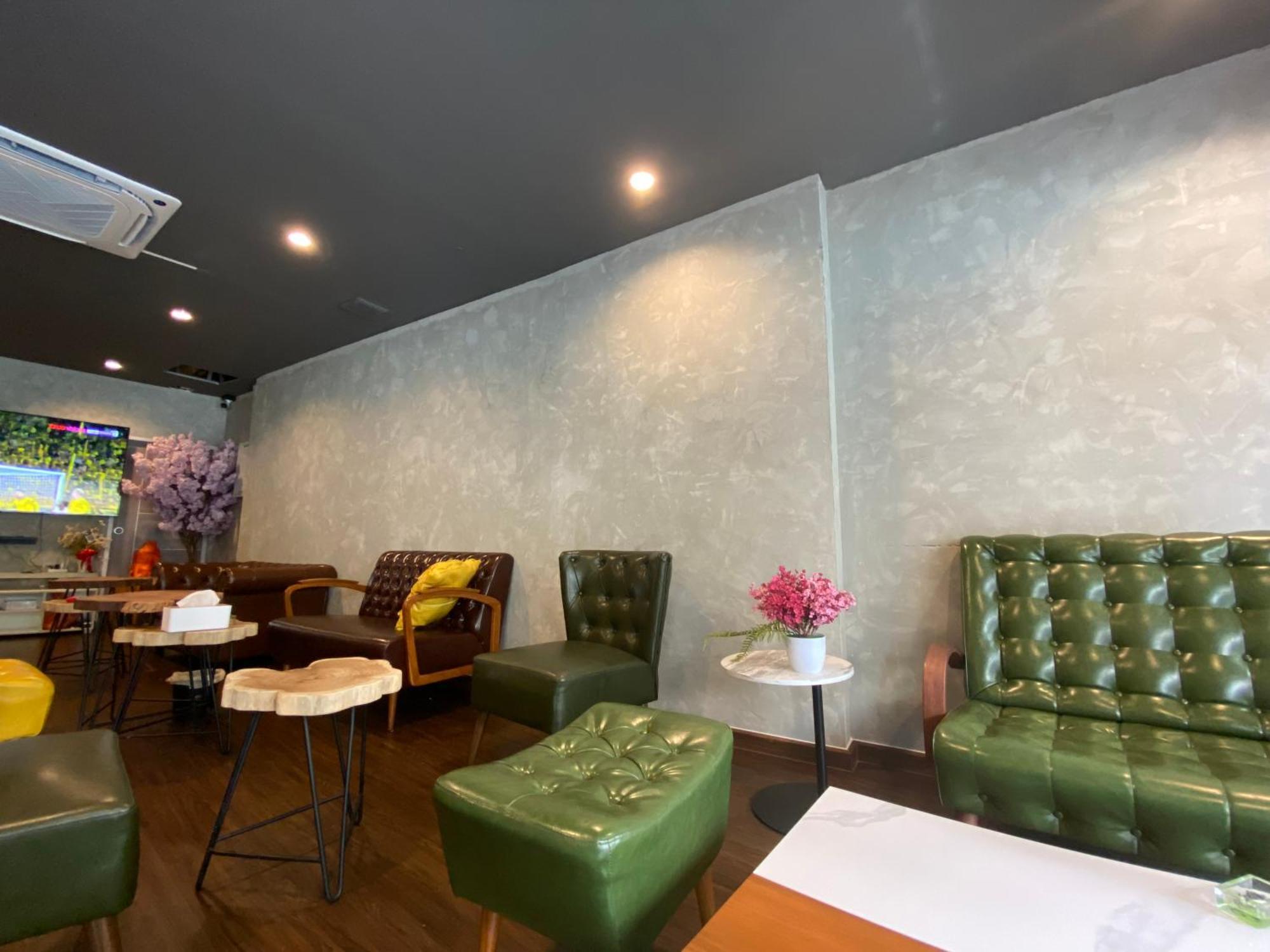 Bud Brew Beyond Dispensary And Hotel Bangkok Dış mekan fotoğraf
