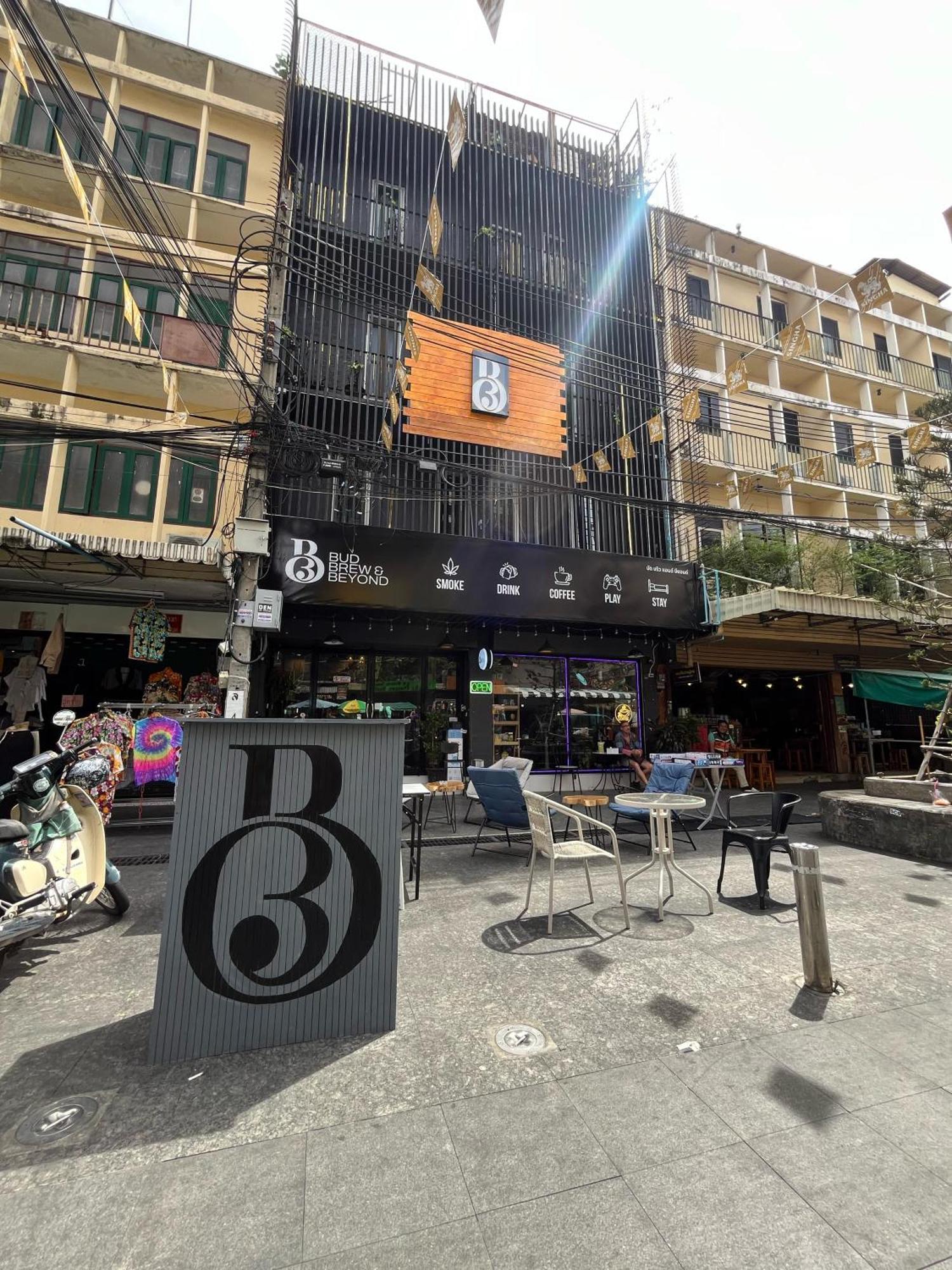 Bud Brew Beyond Dispensary And Hotel Bangkok Dış mekan fotoğraf
